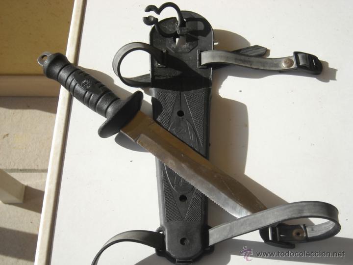 Militaria: CUCHILLO DE BUCEO MARCA ASTRA. Version diferente. - Foto 5
