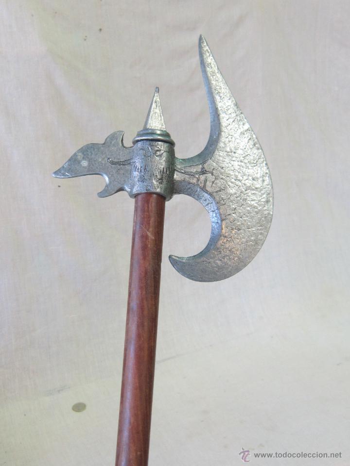 Militaria: HACHA MEDIEVAL EN METAL - Foto 1