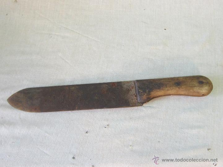 Militaria: CUCHILLO ANTIGUO A IDENTIFICAR - Foto 5