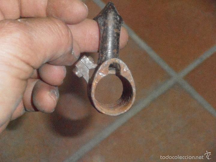 Militaria: bayoneta de cubo - Foto 2