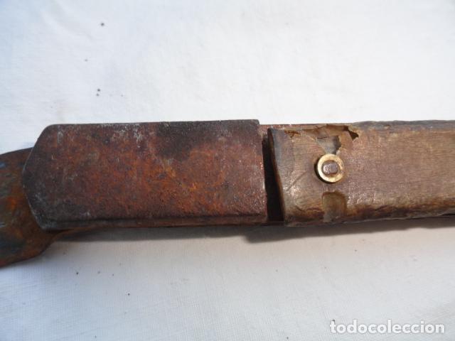Militaria: ANTIGUA NAVAJA CON MANGO DE ASTA. - Foto 5