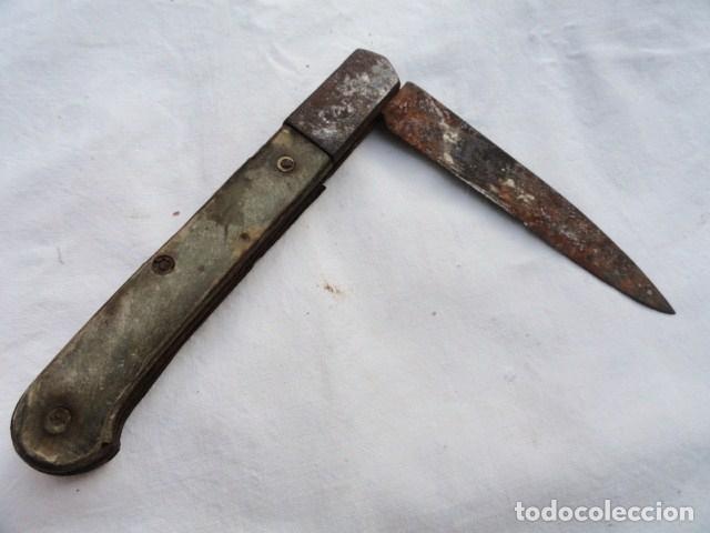 Militaria: ANTIGUA NAVAJA CON MANGO DE ASTA. - Foto 9