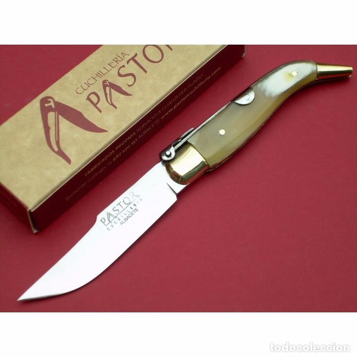 Militaria: Navaja cl&aacute;sica Albacete cuerno de toro hoja 8,5 cm /KNIFE - MEcSSER - COUTEAU
