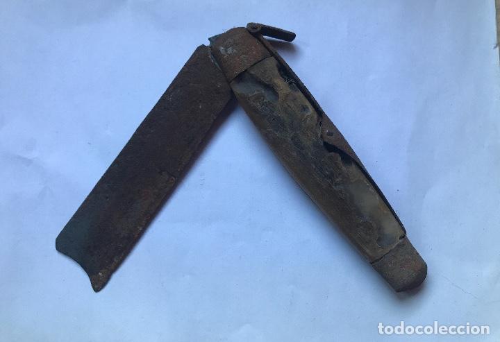 Militaria: Navaja - Foto 1
