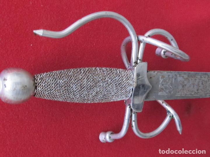 Militaria: ESPADA COLADA DEL CID, R&Eacute;PLICA ANTIGUA E-14 - Foto 2