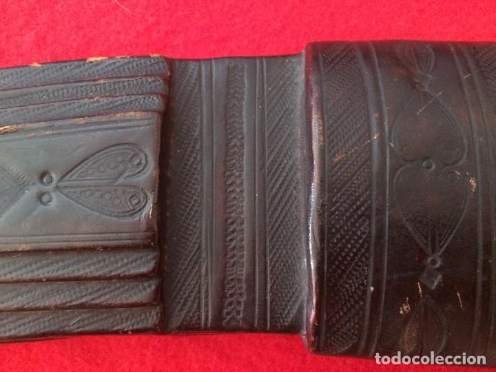 Militaria: machete africano con dagas - Foto 6
