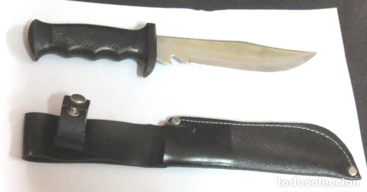 Militaria: CUCHILLO CON FUNDA - Foto 1