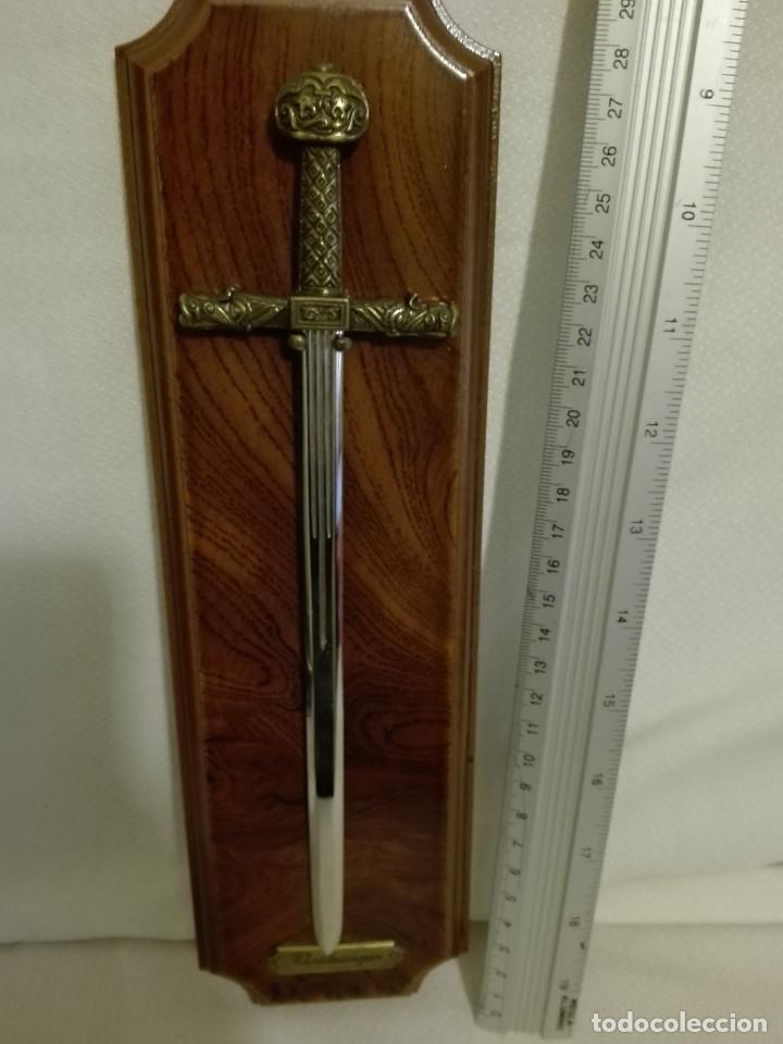 Militaria: Mini espada Carlomagno - Foto 1