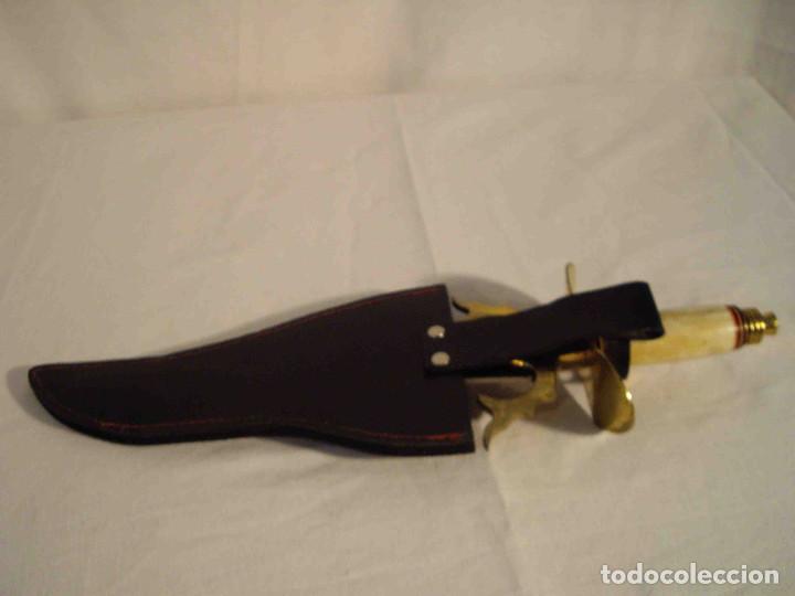 Militaria: PU&Ntilde;AL INDU MANGO HUESO - Foto 2
