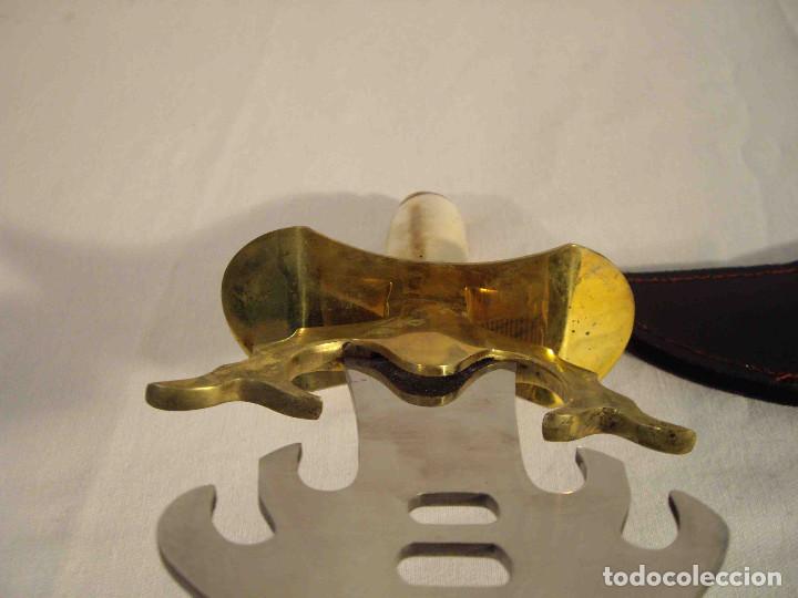 Militaria: PU&Ntilde;AL INDU MANGO HUESO - Foto 8