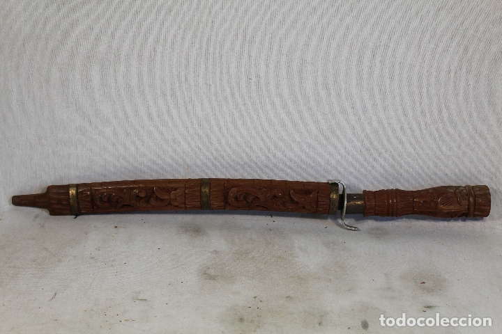 Militaria: daga con vaina de madera tallada - Foto 4