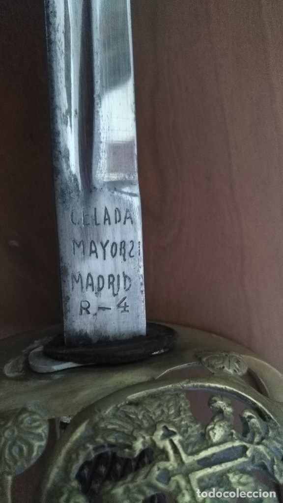 Militaria: Sable, espada oficial - Foto 3