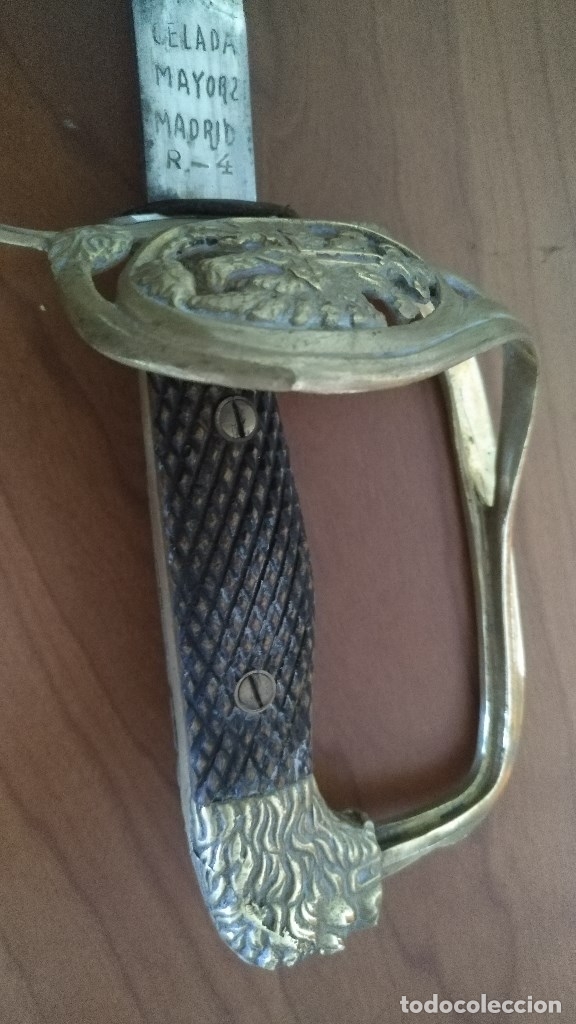 Militaria: Sable, espada oficial - Foto 4