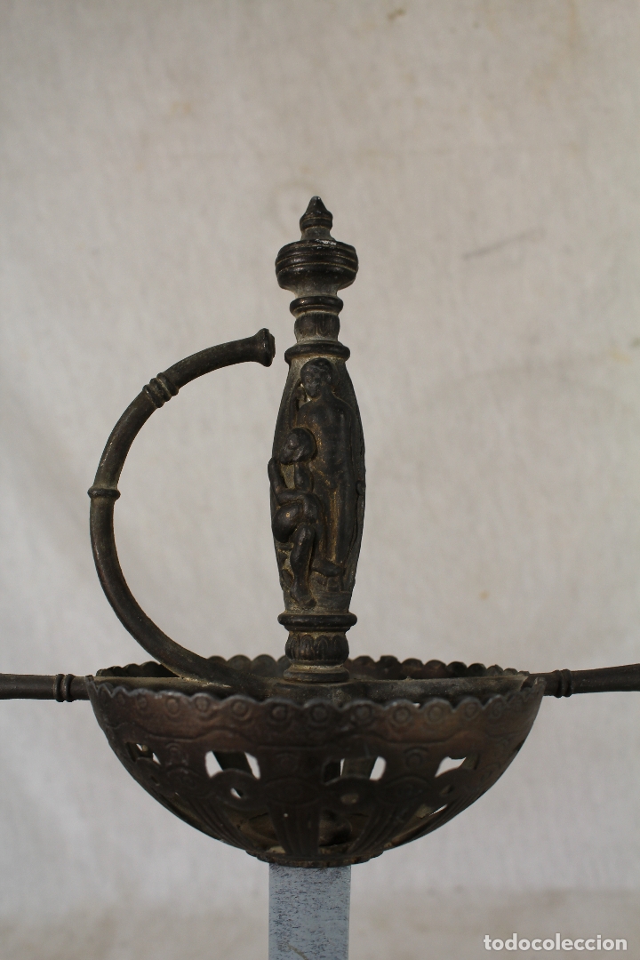 Militaria: florete antiguo en calamina - Foto 1