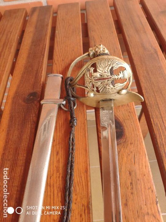 Militaria: Espada o sable para oficiales &eacute;poca de Franco.
