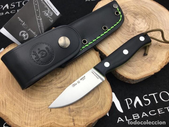 Militaria: Cuchillo Nieto 130G10