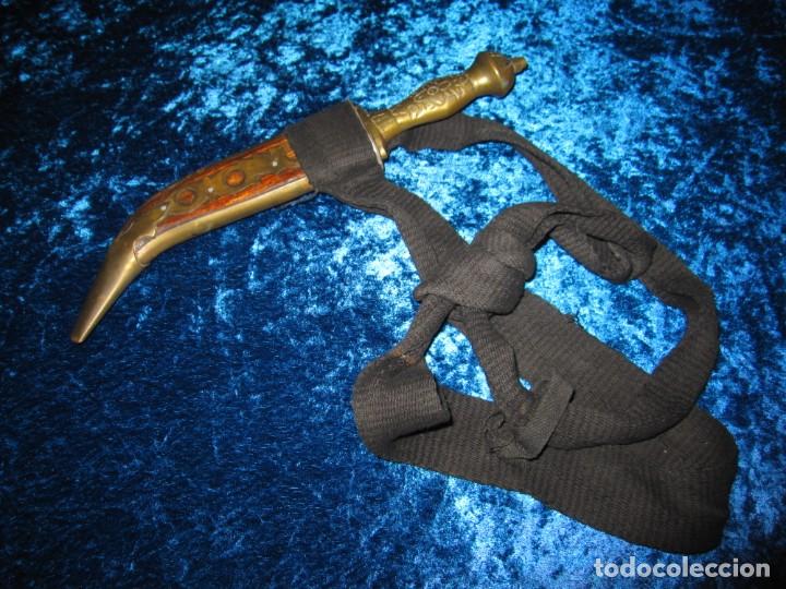 Militaria: Daga puñal cuchillo India vaina madera latón empuñadura bronce labrado - Foto 5 - 190715523