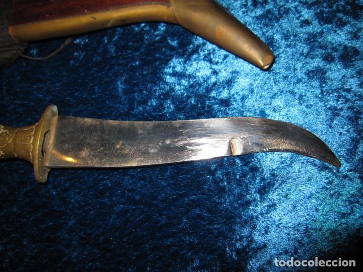 Militaria: Daga puñal cuchillo India vaina madera latón empuñadura bronce labrado - Foto 4 - 190715523