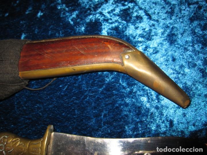 Militaria: Daga puñal cuchillo India vaina madera latón empuñadura bronce labrado - Foto 13 - 190715523