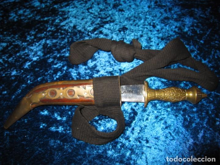 Militaria: Daga puñal cuchillo India vaina madera latón empuñadura bronce labrado - Foto 6 - 190715523