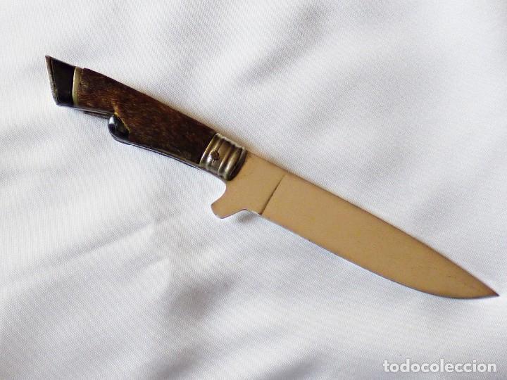 Militaria: CUCHILLO A&Ntilde;OS 70
