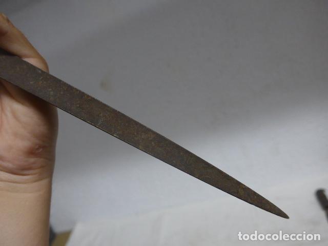 Militaria: Antigua bayoneta de cubo original de siglo XIX - Foto 9 - 269310813