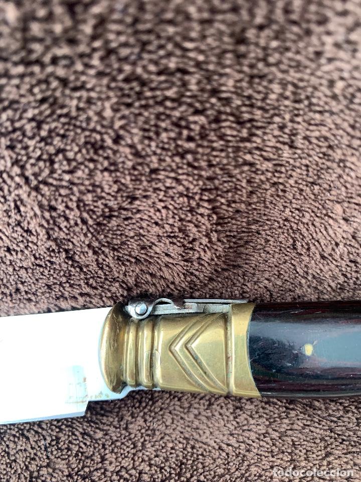 Militaria: CUCHILLO NAVAJA MANGO DE BRONCE Y MADERA 25 CMS - Foto 5