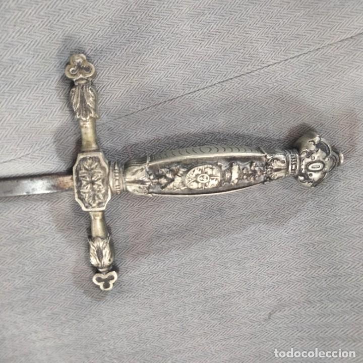 Militaria: Espada de ce&ntilde;ir militar - Foto 3
