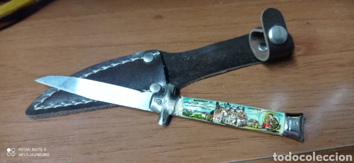 Militaria: Antiguo cuchillo RICORDO DI PADONA (SAN ANTONIO) con su funda