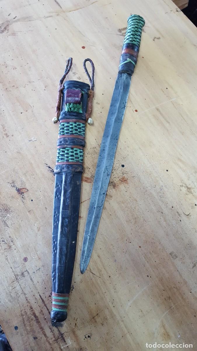 Militaria: Espada corta africana - Foto 1