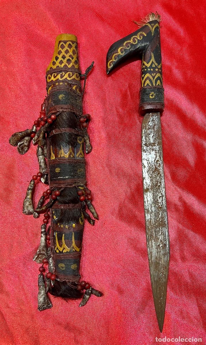 Militaria: - PU&Ntilde;AL MADERA INDIA - Foto 1
