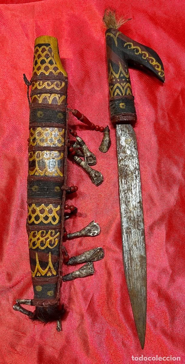 Militaria: - PU&Ntilde;AL MADERA INDIA - Foto 2