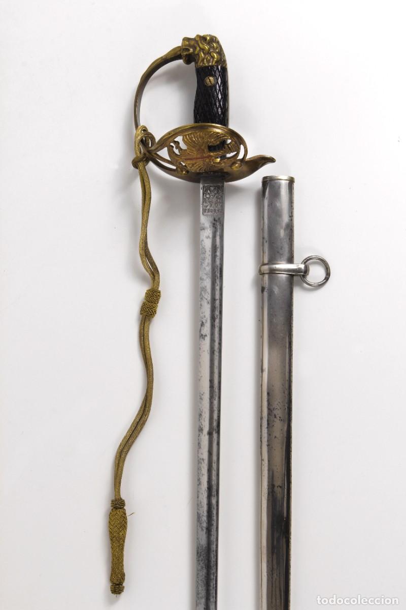 Militaria: Sable espa&ntilde;ol Oficial del Ej&eacute;rcito 1943. - Foto 1