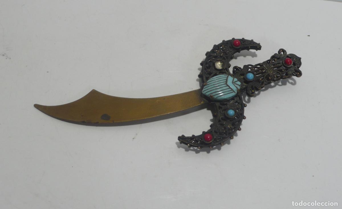 Militaria: PEQUE&Ntilde;A ESPADA EN BRONCE - Foto 1