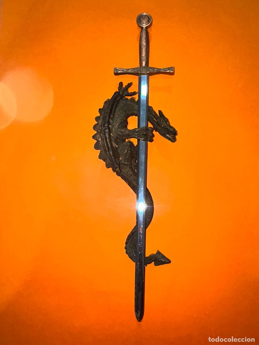 Militaria: ESPADA CON FIGURA DE DRAGON - Foto 1