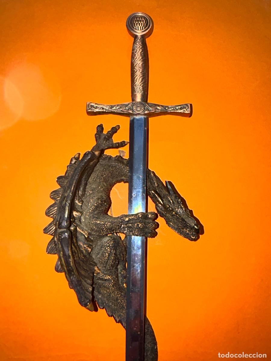 Militaria: ESPADA CON FIGURA DE DRAGON - Foto 2