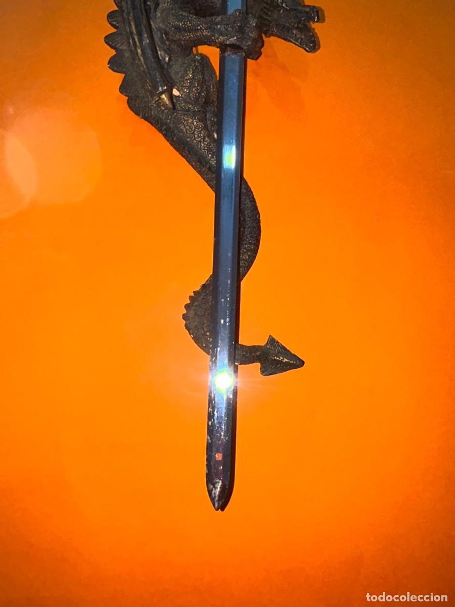 Militaria: ESPADA CON FIGURA DE DRAGON - Foto 3