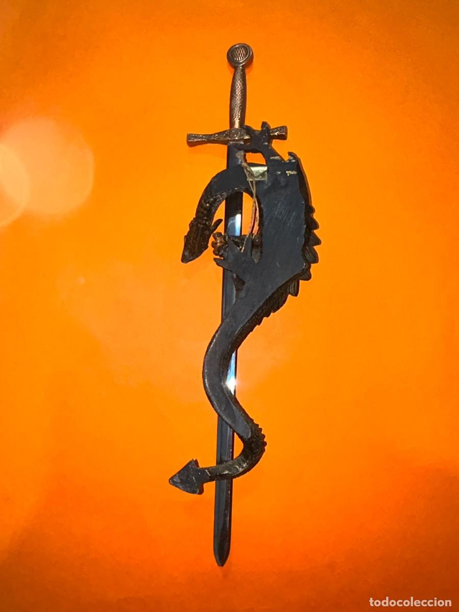 Militaria: ESPADA CON FIGURA DE DRAGON - Foto 4