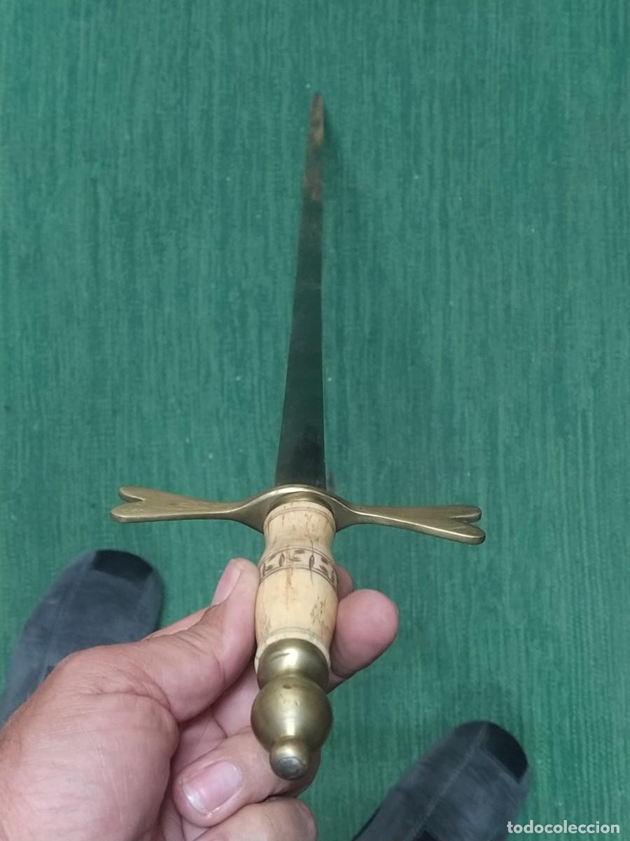 Militaria: ESPADA con guarda y remate en bronce. - Foto 5