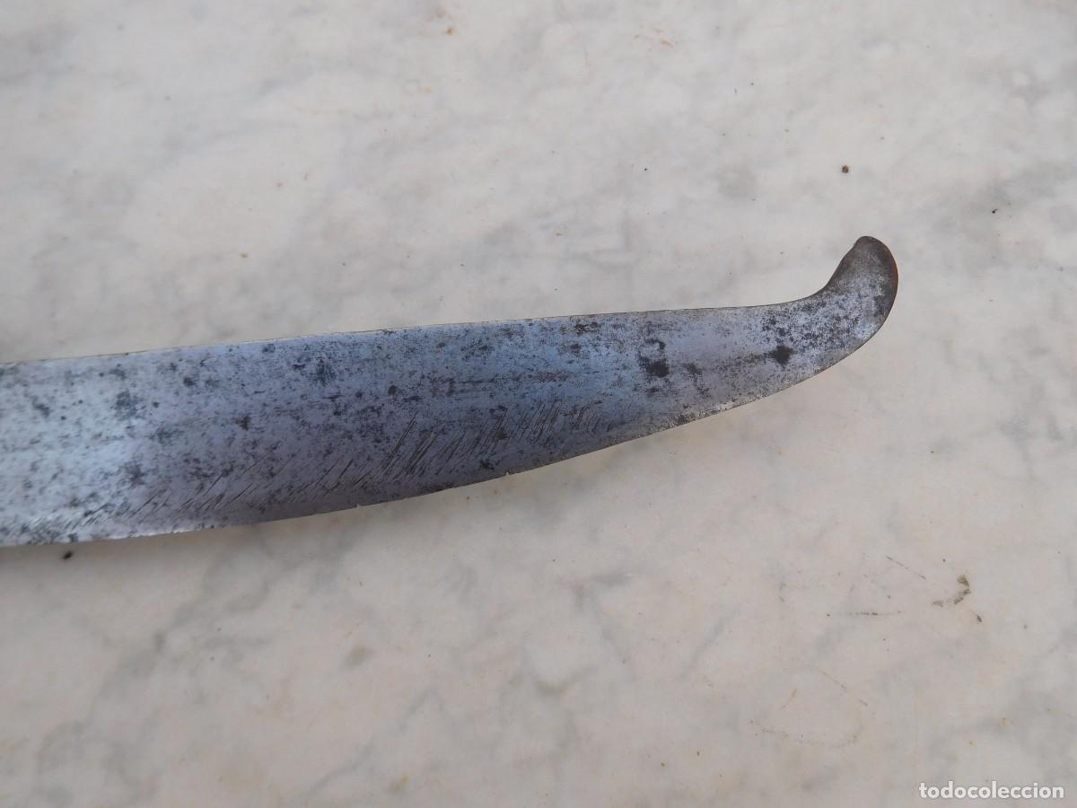 Militaria: Cuchillo antiguo con mango de bronce - Foto 4