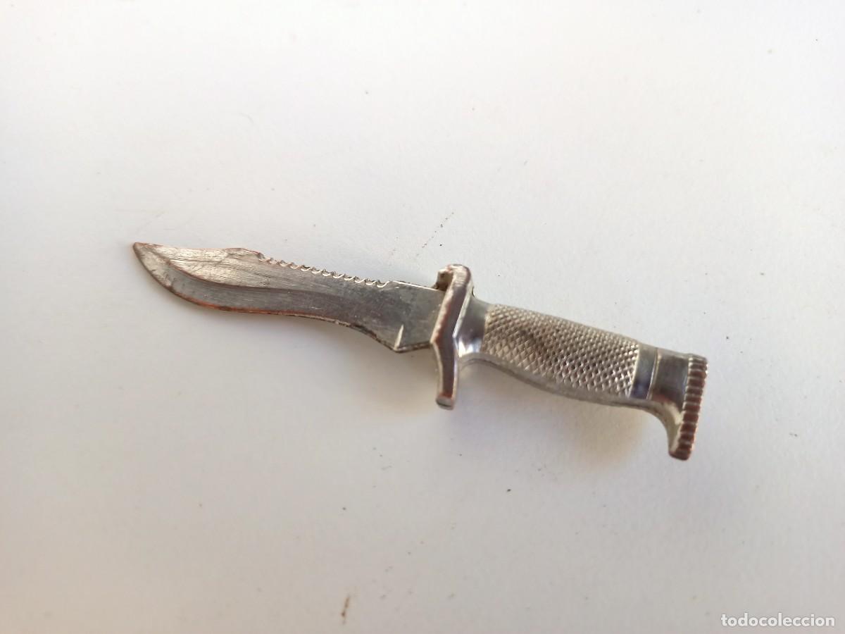 Militaria: Cuchillo en miniatura - Foto 1
