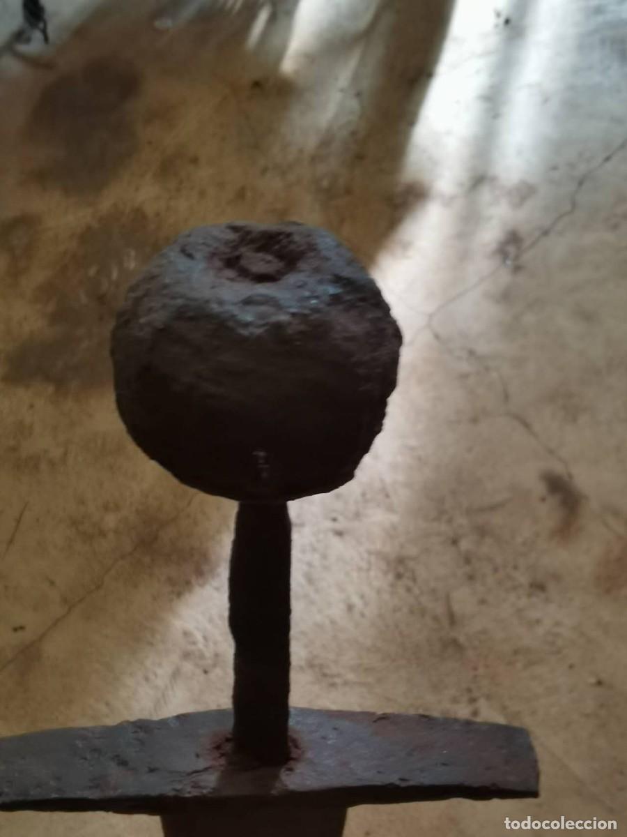 Militaria: Espada medieval muy ancha y corta. - Foto 4