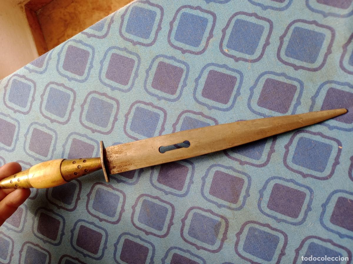 Militaria: Cuchillo o pu&ntilde;al de Albacete - Foto 3