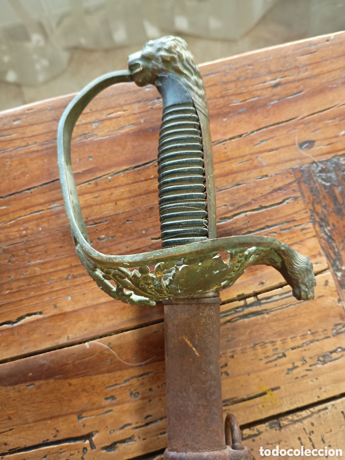 Militaria: Espada metal madera y bronce - Foto 1