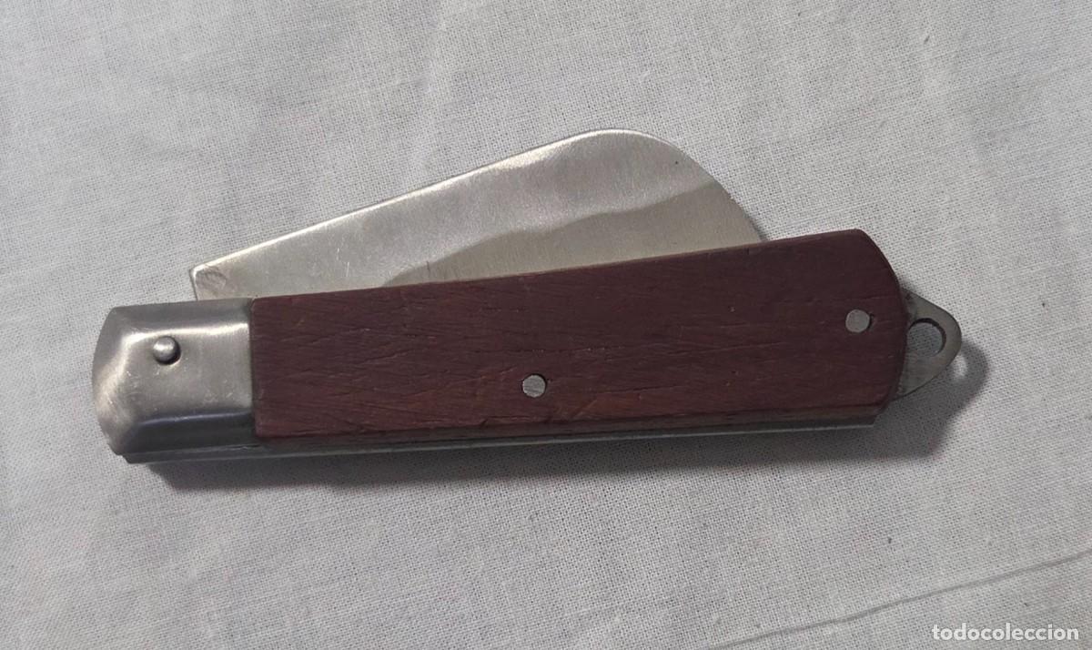 Militaria: Cuchillo de Bolsillo cachas de Madera - Foto 2