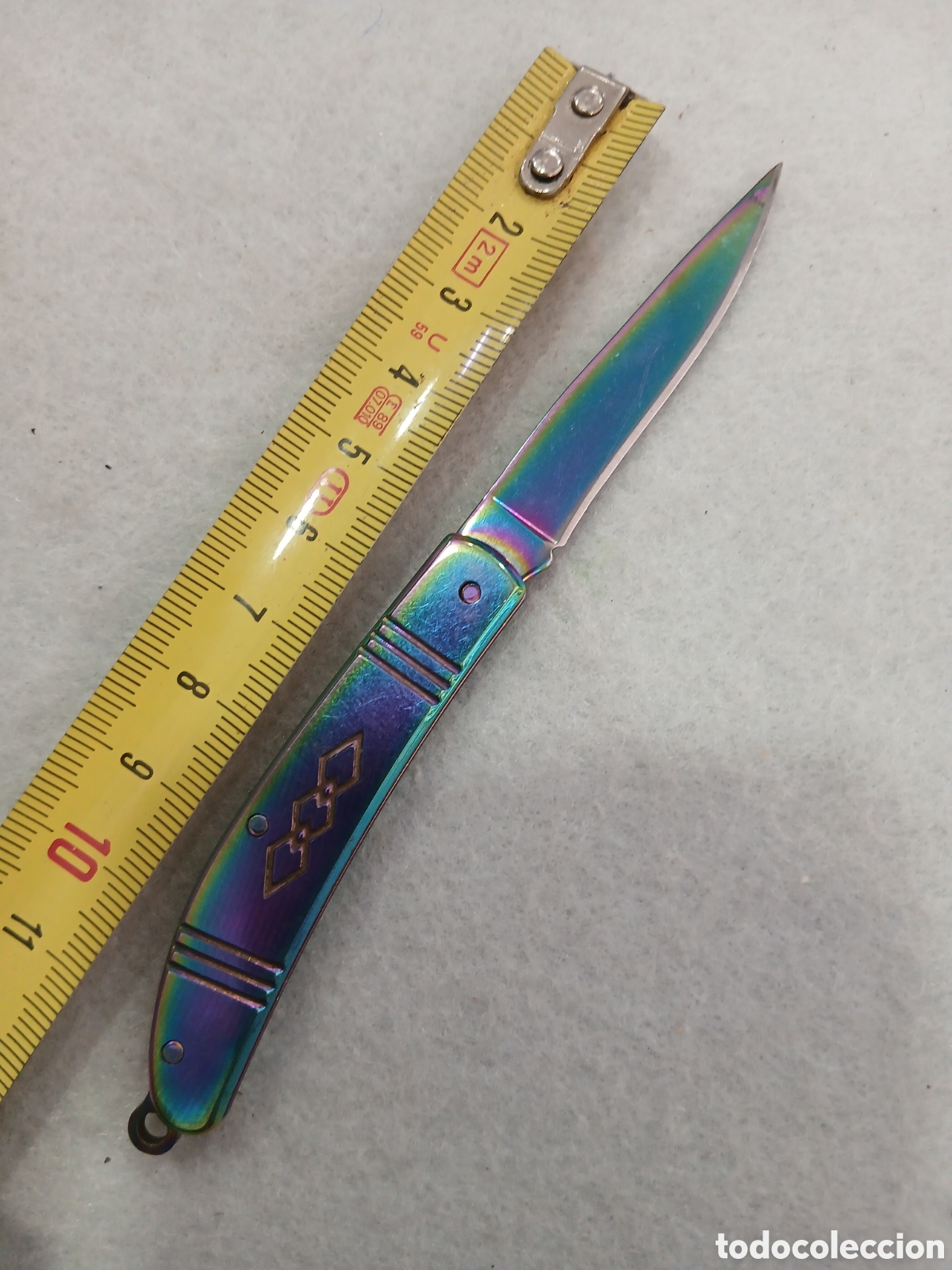 Militaria: Peque&ntilde;a navaja arcoiris. (L54) - Foto 2