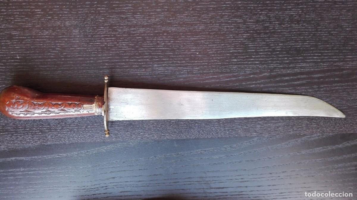 Militaria: Cuchillo hind&uacute; con funda - Foto 2