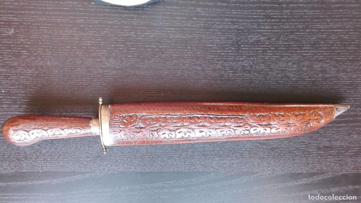 Militaria: Cuchillo hind&uacute; con funda - Foto 7