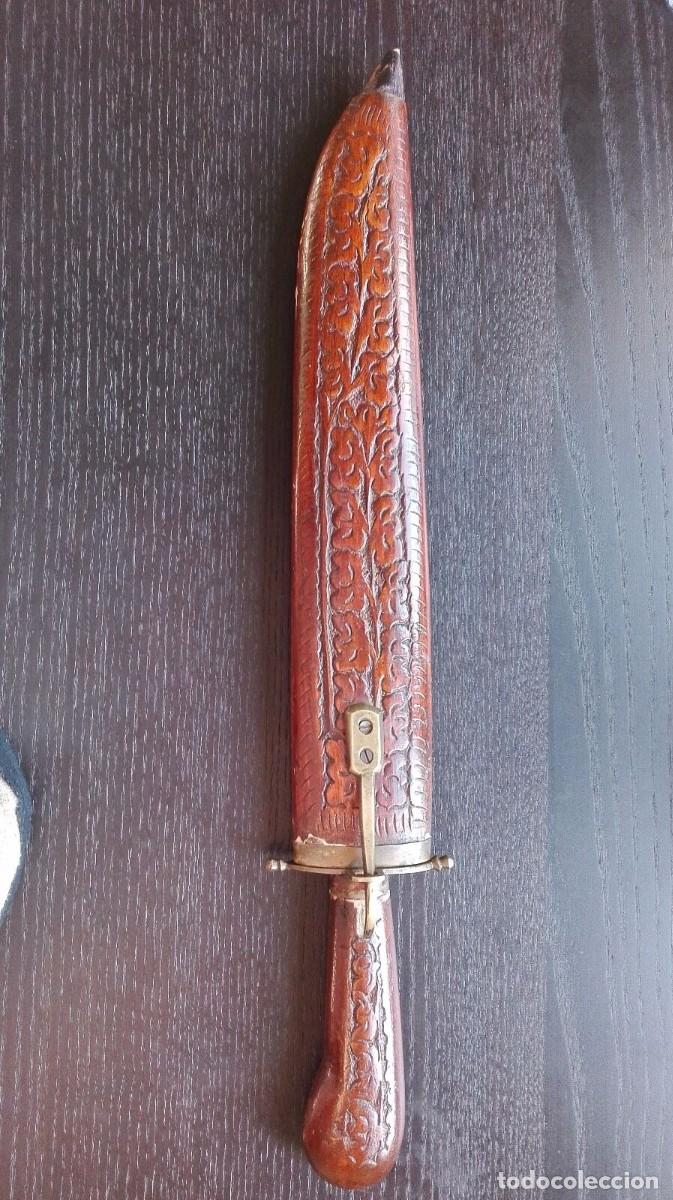 Militaria: Cuchillo hind&uacute; con funda - Foto 8