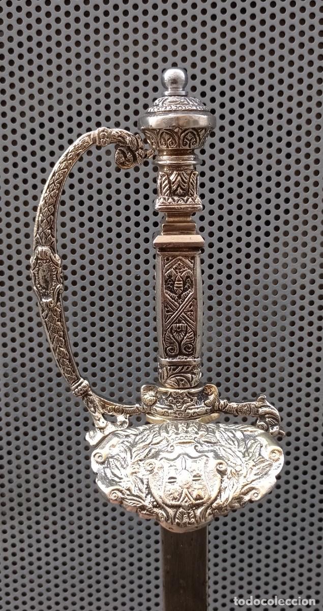 Militaria: Espada de Isabel II a capricho - Foto 1
